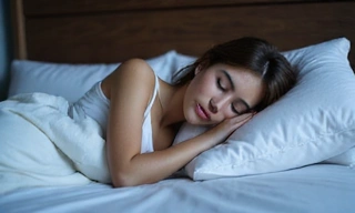 Persona che dorme serenamente